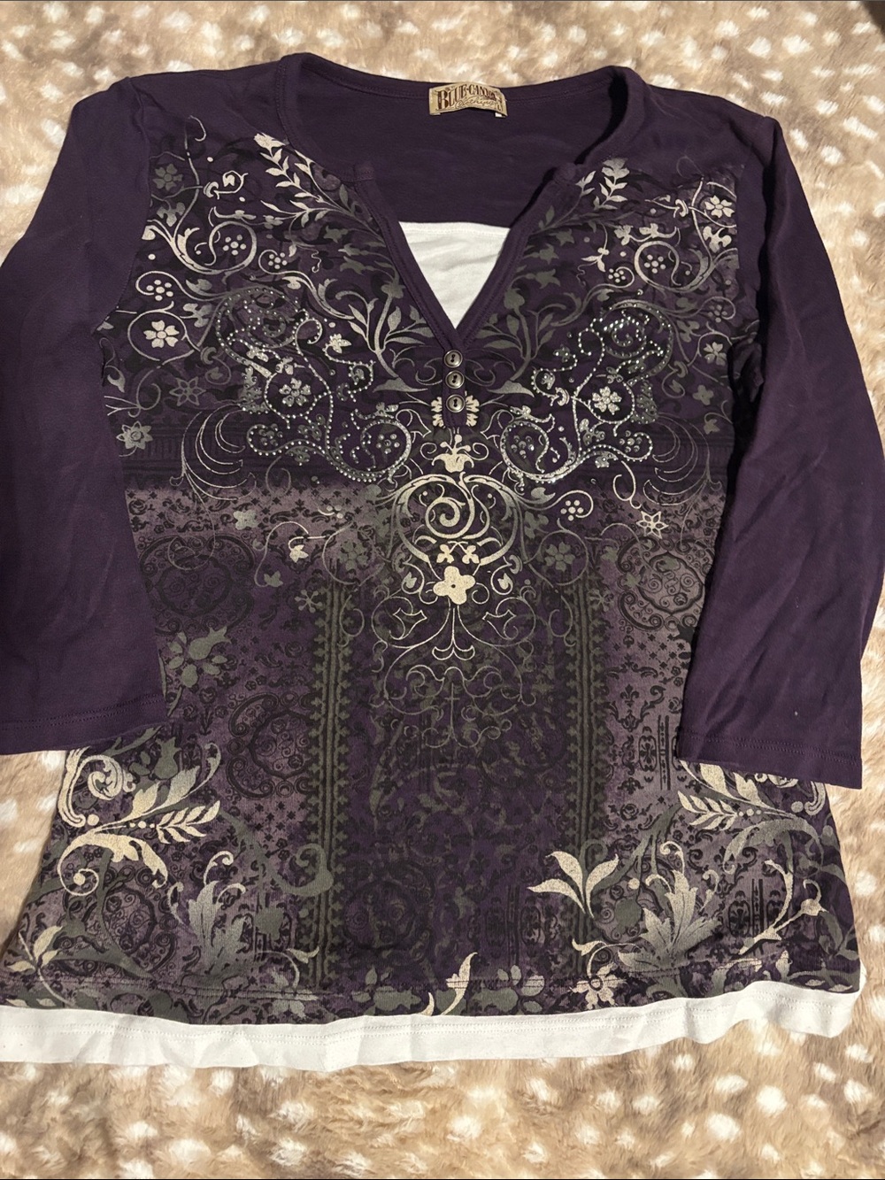 Purple Floral Scroll Henley Tee with Button V-Neck
